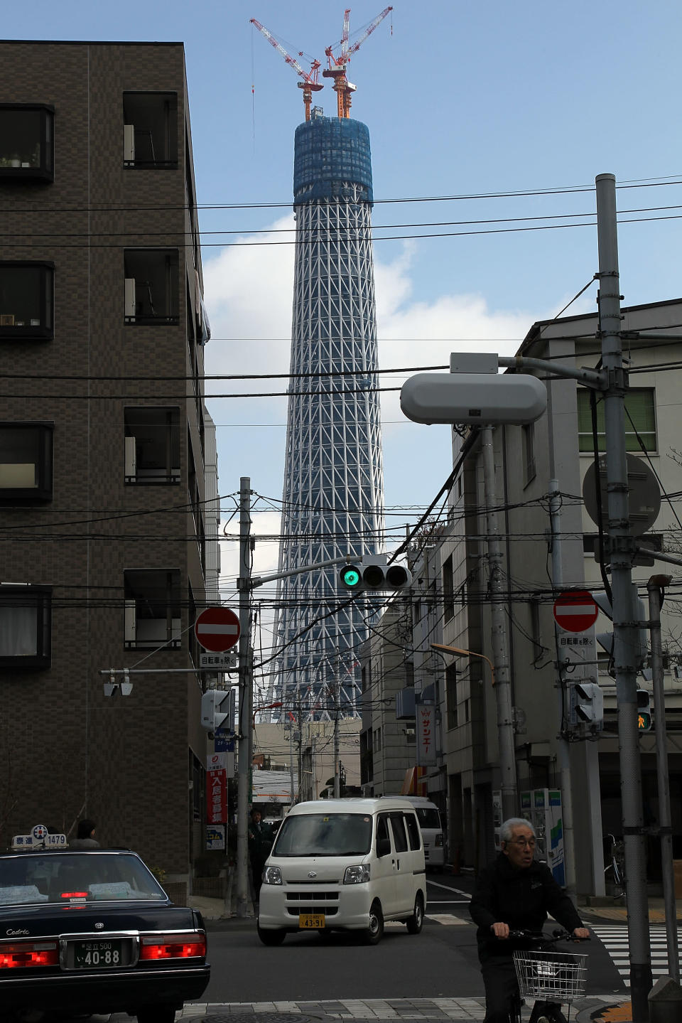 Tokyo Skytree, formerly known as New Tokyo Tower, is a broadcasting, restaurant, and observation tower in Sumida, Tokyo, Japan. It became the tallest structure in Japan in 2010 and reached its full height of 634.0 metres (2,080 ft) in March 2011, making it the tallest tower in the world, displacing the Canton Tower, and the second tallest structure in the world after Dubai’s Burj Khalifa (829.84 m/2,723 ft). (Photo by Koichi Kamoshida/Getty Images)