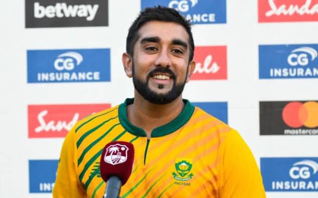 A racist fan alleges Tabraiz Shamsi got selected for South Africa due to his colour; cricketer gives a befitting reply