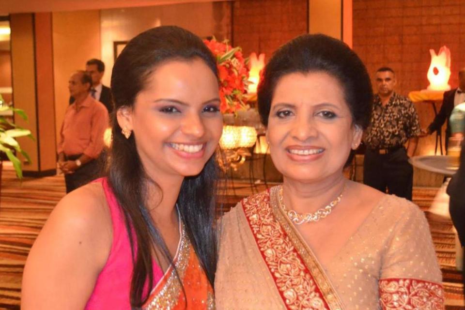 Nisanga Mayadunne and her mother Shantha (Facebook)