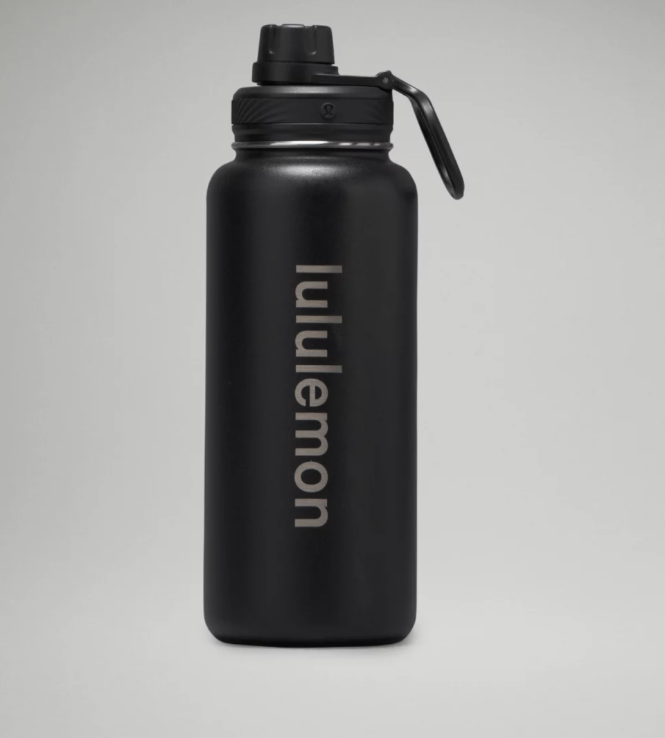 La gourde Back to Life 946 ml de Lululemon 