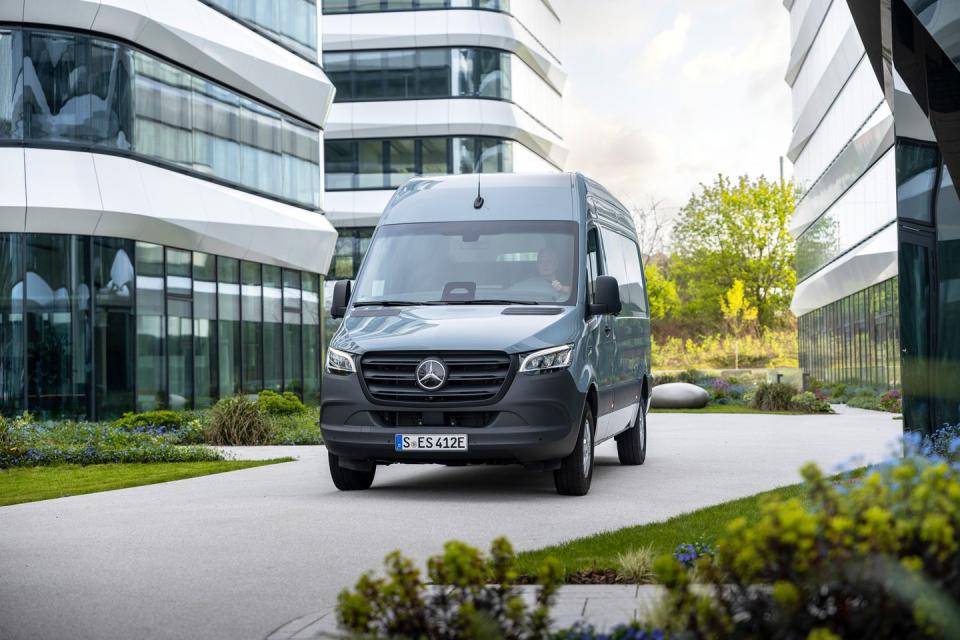 2025 mercedes benz esprinter