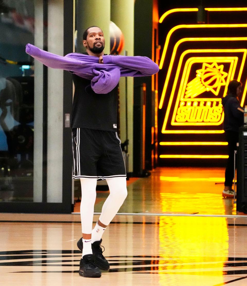 Suns forward Kevin Durant wraps up his workout as Phoenix prepares for their first-round playoff match-up against the L.A. Clippers at the Suns Training Facility in Phoenix on April 12, 2023.