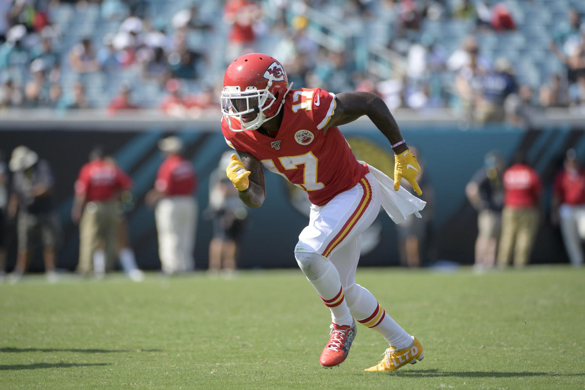 Chiefs activate WR Mecole Hardman off injured reserve