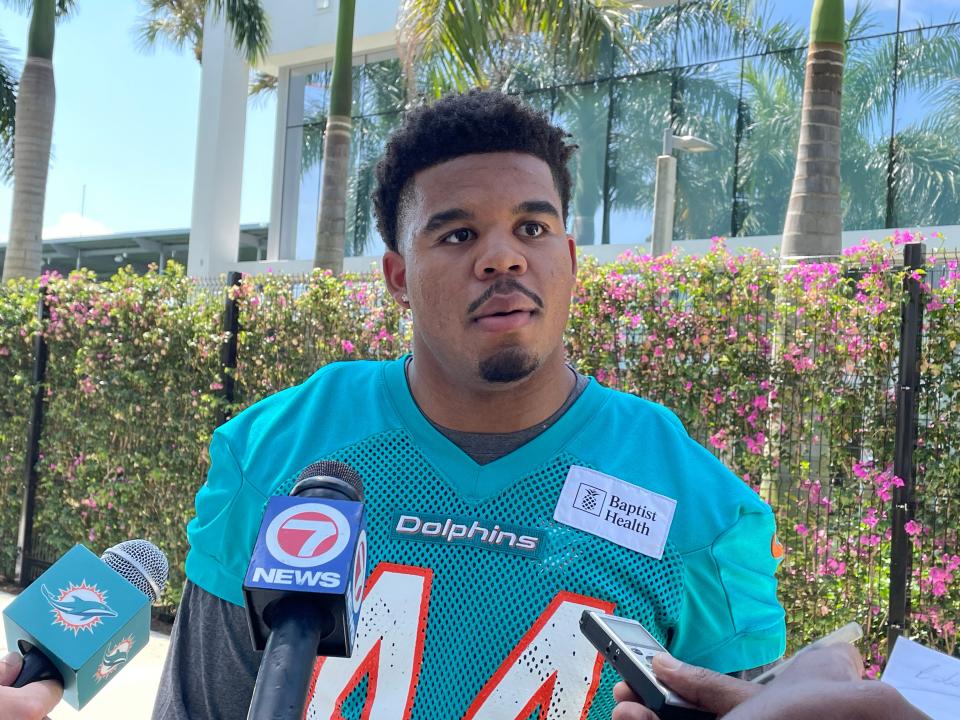 Edge rusher Chop Robinson, the Dolphins' first-round draft pick, meets with reporters on May 10, 2024.
