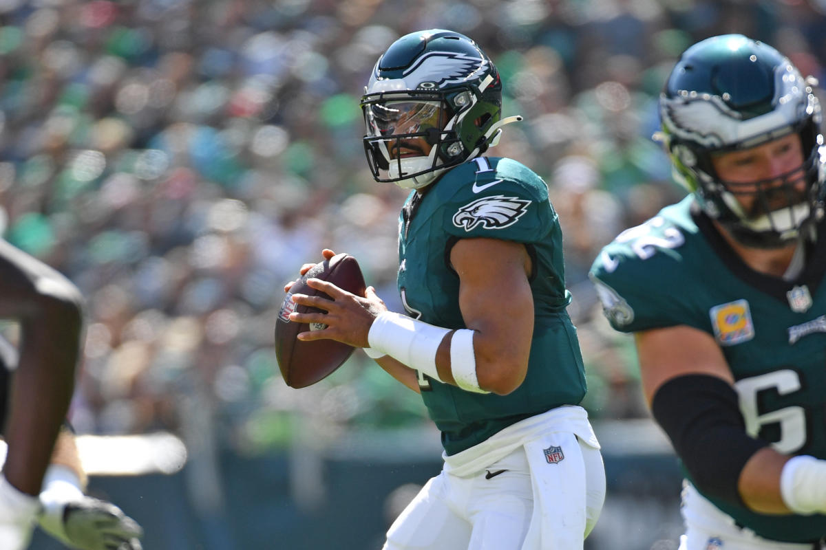 Roob's 10 Observations: Can Eagles' offense achieve something it hasn't  done in 74 years? – NBC Sports Philadelphia