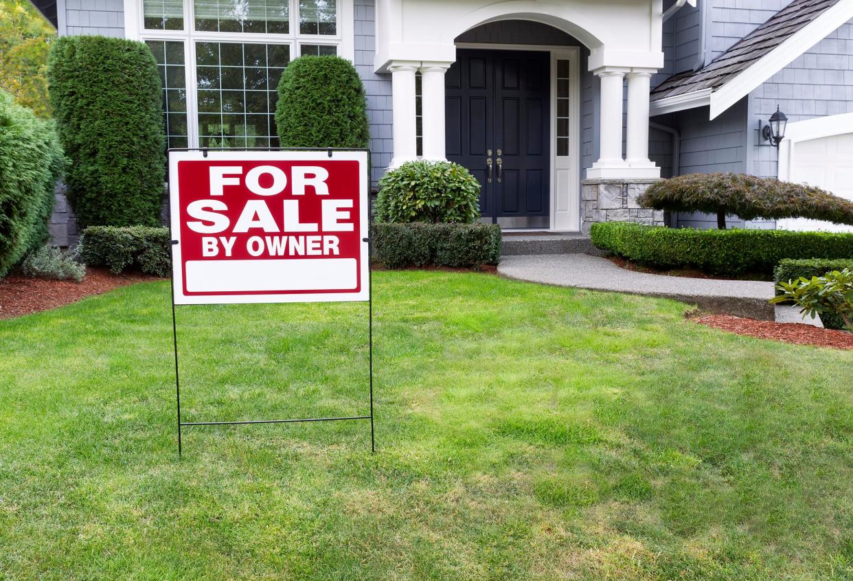 Even in a seller's market, selling a house without a REALTOR can have it's drawbacks.