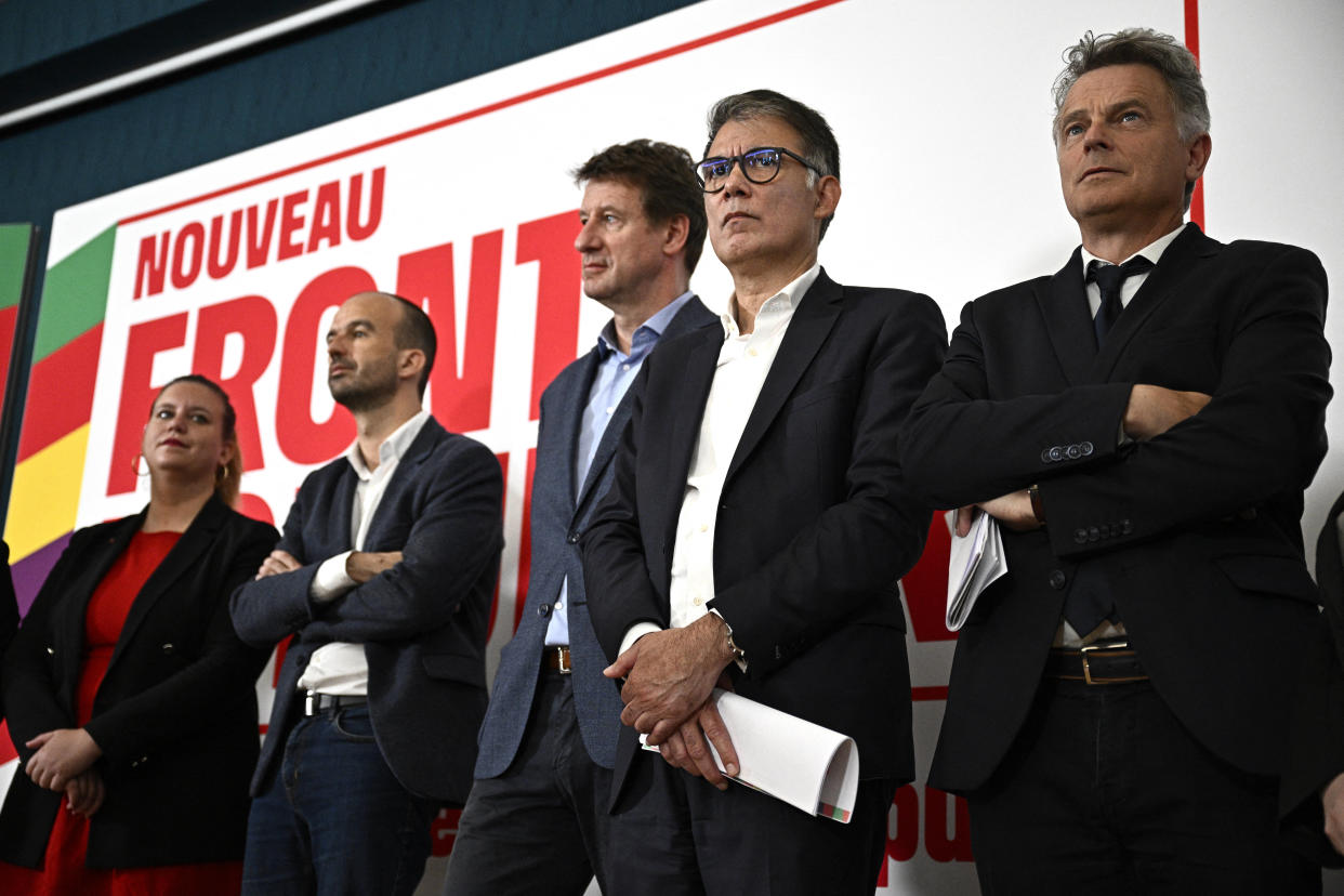 Mathilde Panot, Manuel Bompard, Yannick Jadot, Olivier Faure et Fabien Roussel lors de la présentation du programme du nouveau Front Populaire le 14 juin 2024.