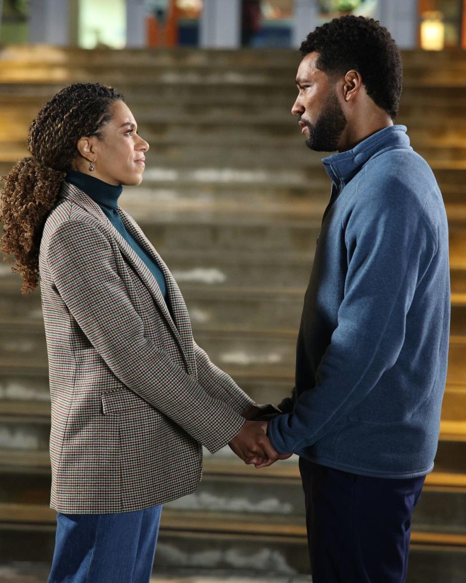 kelly mccreary as maggie, anthony hill as winston, grey's anatomy