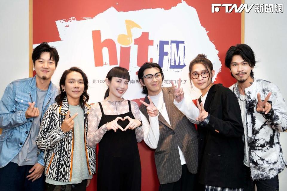 麋先生日前做客Hit Fm聯播網「OH夜DJ」waa魏如萱節目。（圖／Hit Fm聯播網提供）