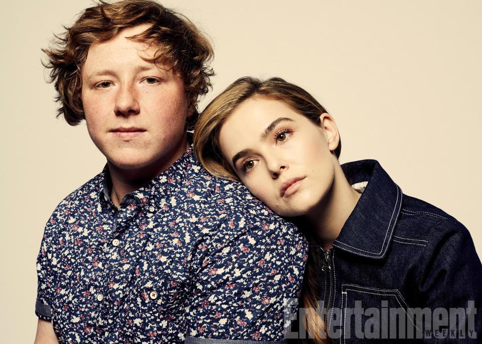 Joey Morgan and Zoey Deutch (Flower)