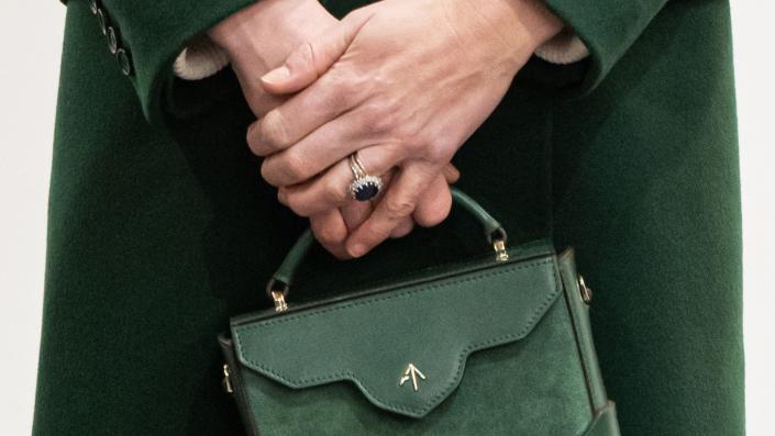 Kate Middleton&#39;s engagement ring