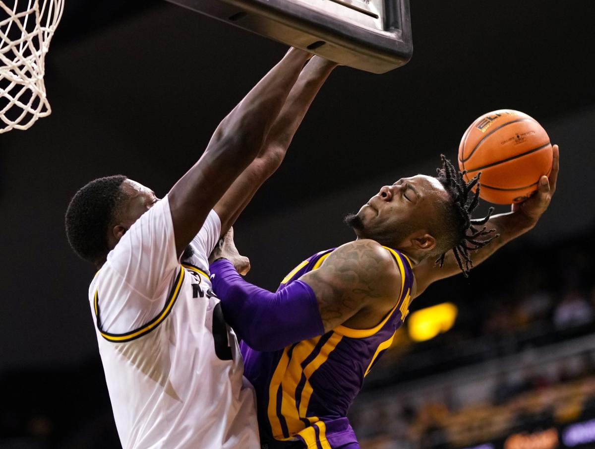 LSU basketball score vs. Alabama Live updates as Tigers try to snap 9