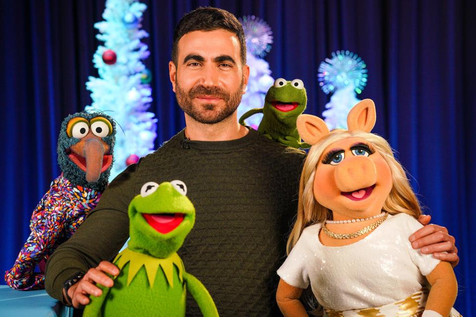 Brett Goldstein and the Muppets