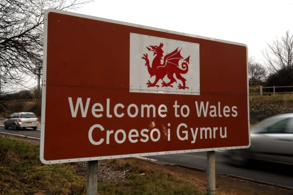 Assembly seeks new rights for Welsh speakers
