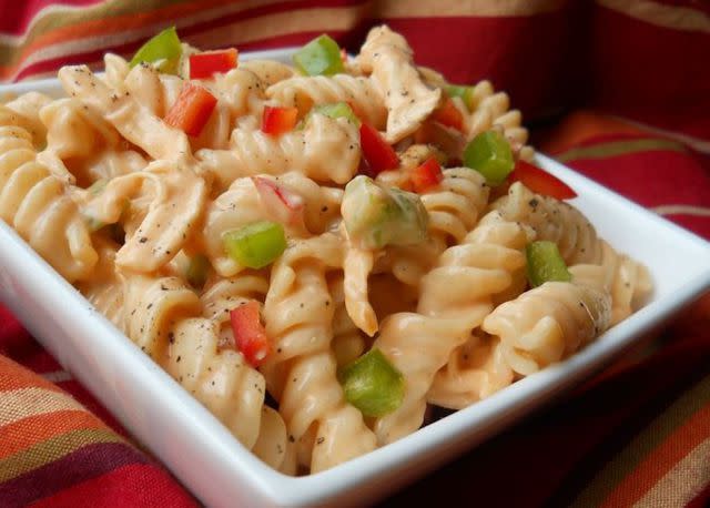 Buffalo Chicken Pasta Salad | Photo by CookinBug