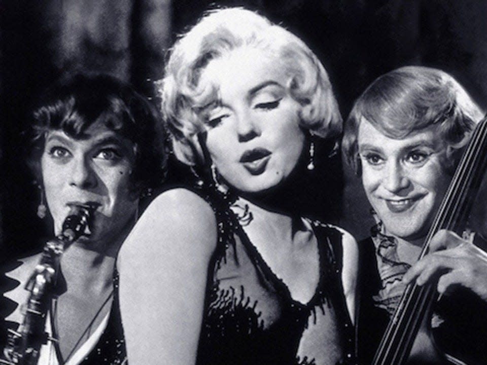 some like it hot marilyn monroe