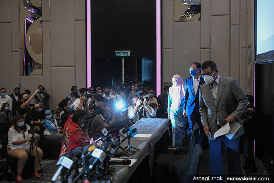 Opposition leader PKR president Anwar Ibrahim held a memorable press conference at Le Meridien Hotel on Sept 23, 2020, at which he declared he had the support of a 'formidable majority' of Dewan Rakyat MPs.<p><br></p>