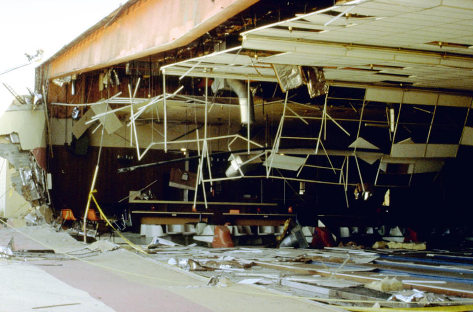 Landers quake bowling alley