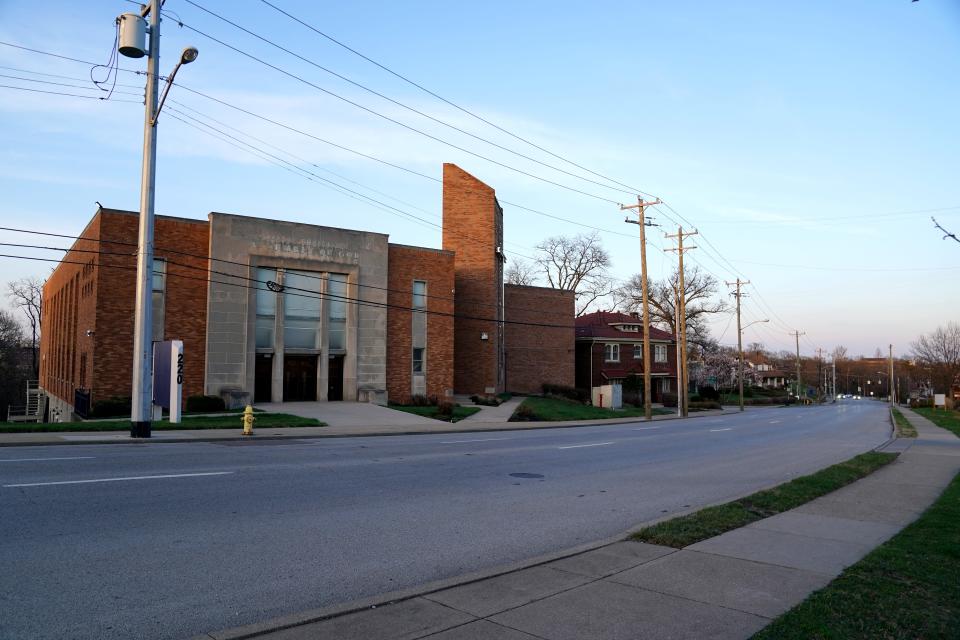 Peoples Church on William Howard Taft Road is planning a $60 million redevelopment of its nearly 3-acre campus that will include apartments and commercial spaces in a new building in the Corryville neighborhood of Cincinnati.