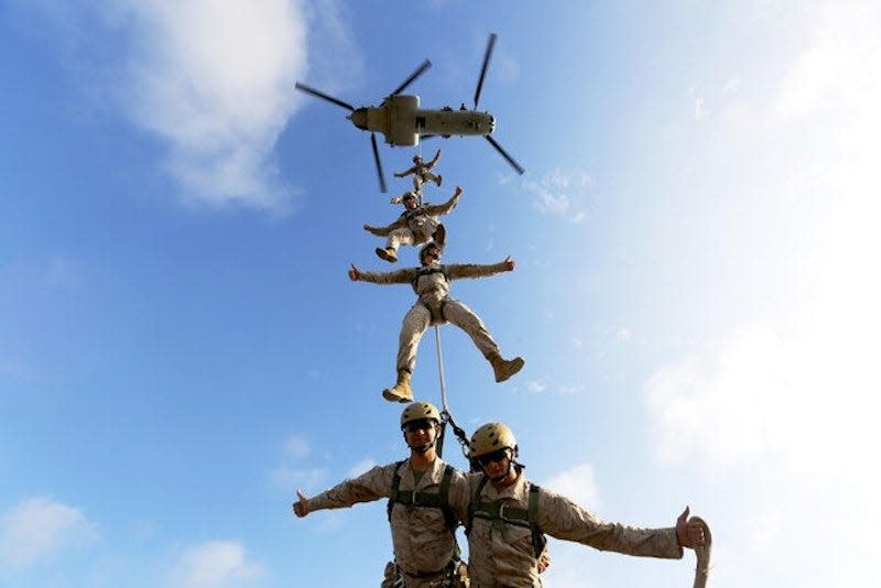 Reconnaissance Marines special patrol insertion/extraction