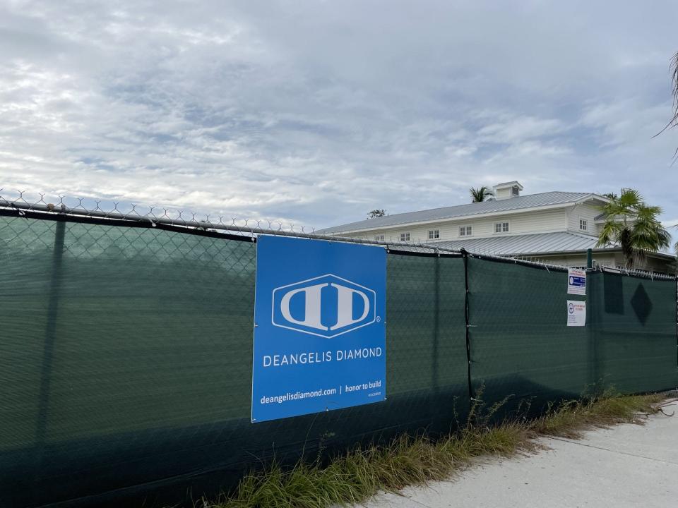 Olde Naples Building under renovation, as seen on Oct. 9, 2023.