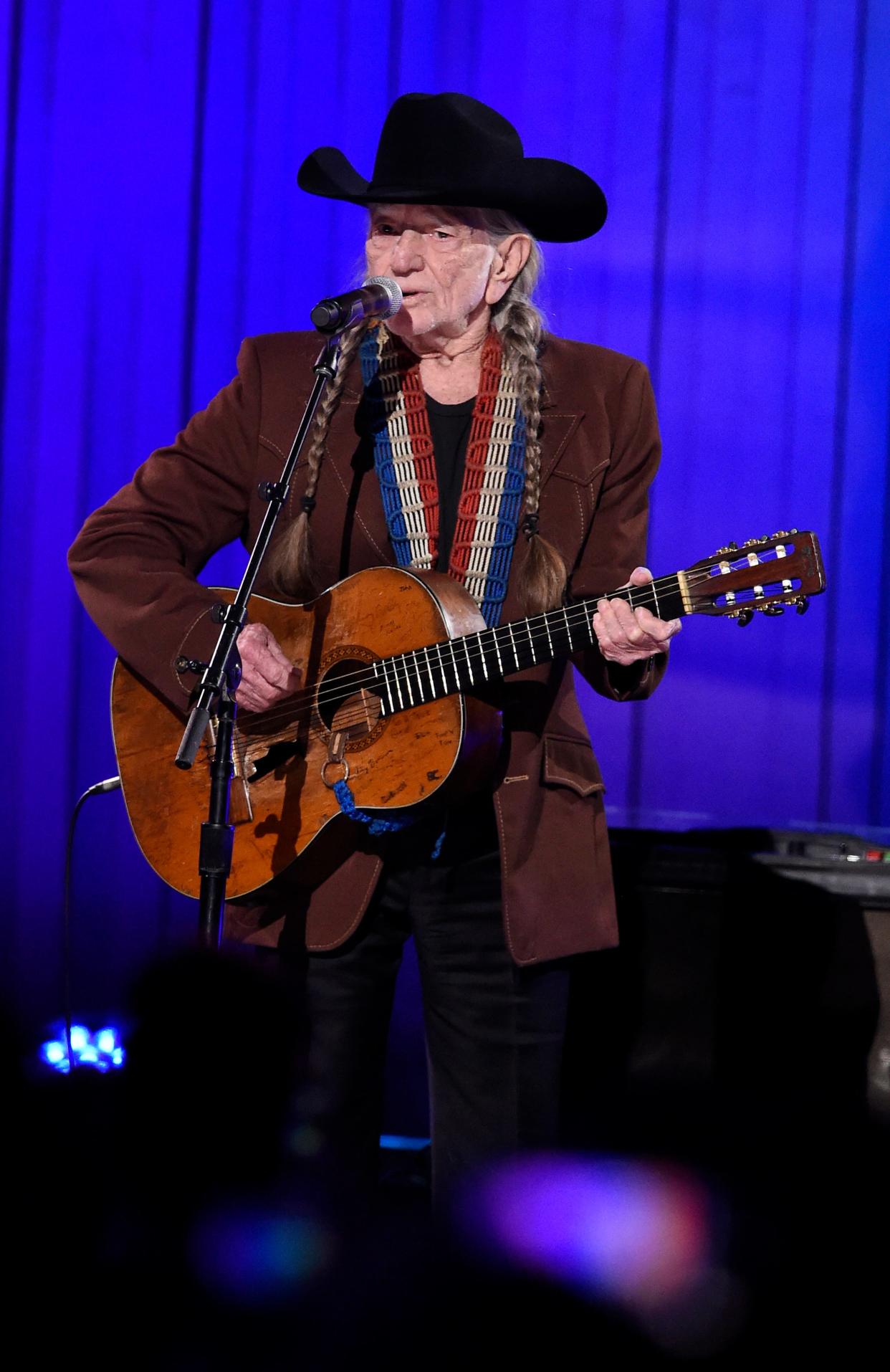 Best Country Solo Performance: Willie Nelson - "Ride Me Back Home" Here, Willie Nelson performs at the 53rd Annual CMA Awards at Bridgestone Arena Nov. 13, 2019 in Nashville, Tenn.