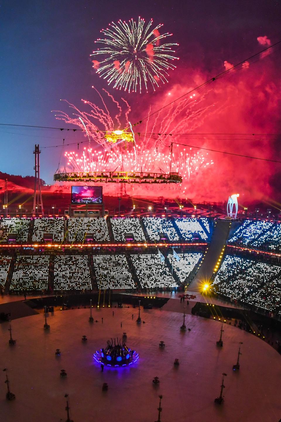 <p>The Olympic Flame is lit during the opening ceremony of the Pyeongchang 2018 Winter Olympic Games at the Pyeongchang Stadium on February 9, 2018. / AFP PHOTO / François-Xavier MARIT </p>