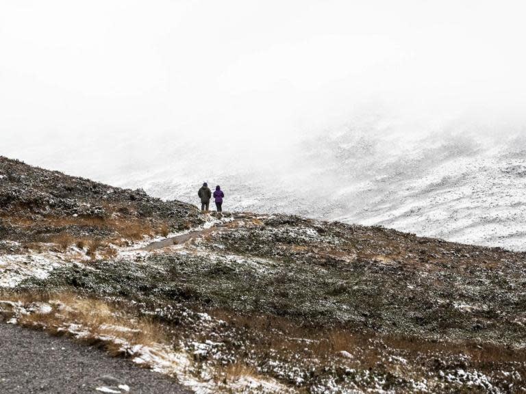 UK weather forecast: Snow in London as Britain braces for coldest night of year with temperatures set to drop as low as -11C