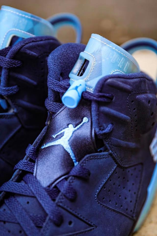 Air Jordan 6 UNC 2017 NCAA Champions PE Images