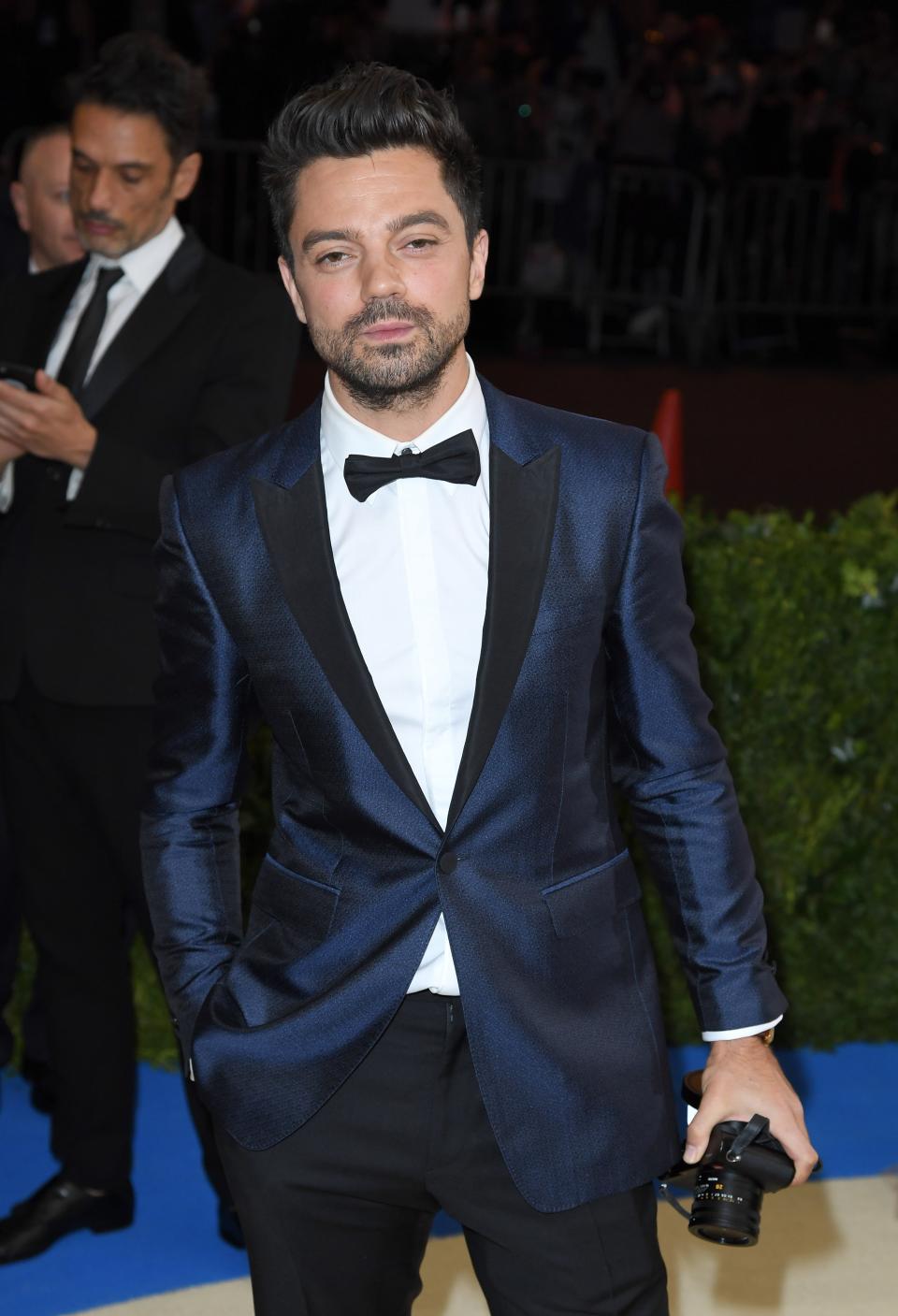 <h1 class="title">Dominic Cooper in Burberry</h1><cite class="credit">Photo: Getty Images</cite>