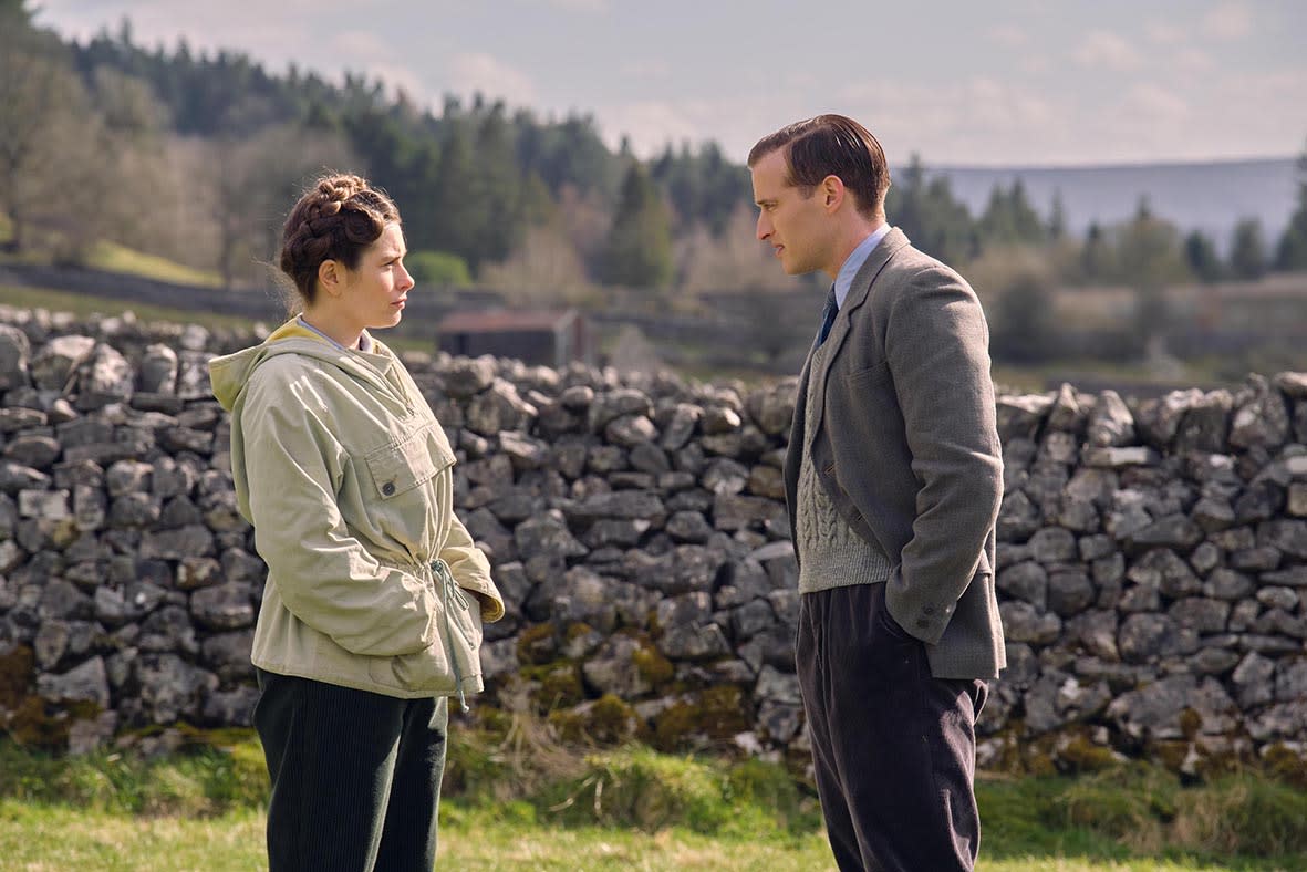  Nicholas Ralph as James Herriot and Rachel Shenton as Helen Alderson in All Creatures Great and Small  