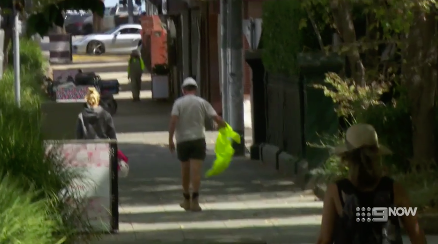 Kerrie and Spence make their dramatic exit from the building site after the pressure becomes too much. Source: Channel Nine