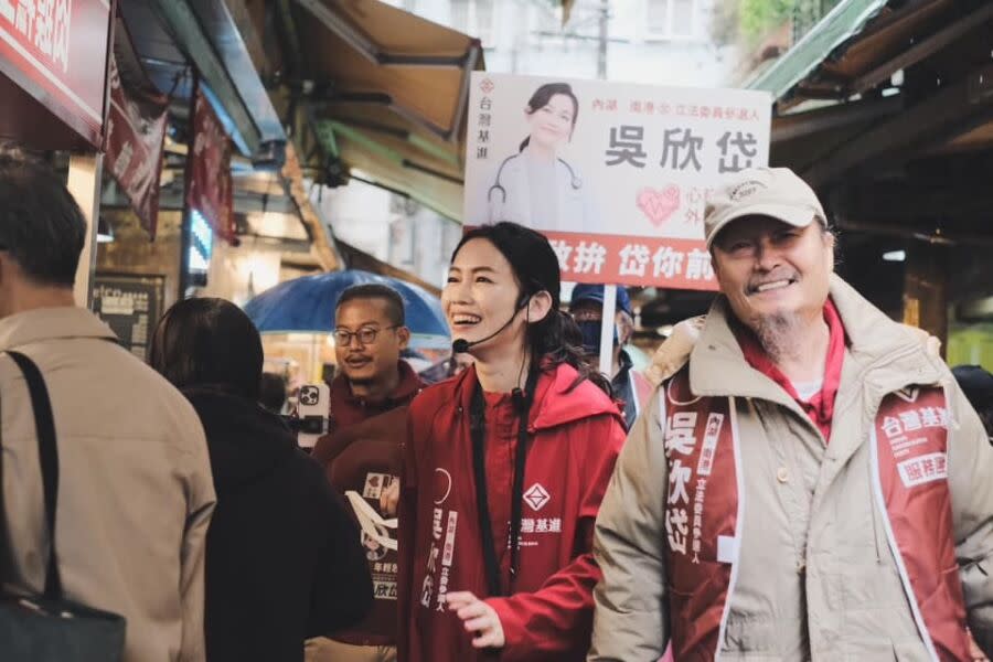 圖／台灣基進吳欣岱砲火猛轟高嘉瑜，獲得部分深綠與獨派支持。（圖／吳欣岱臉書）