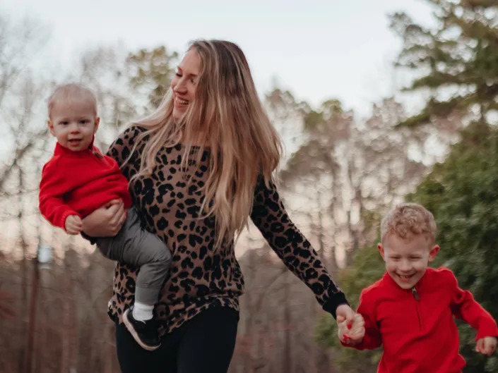 Liesel Teen and her children