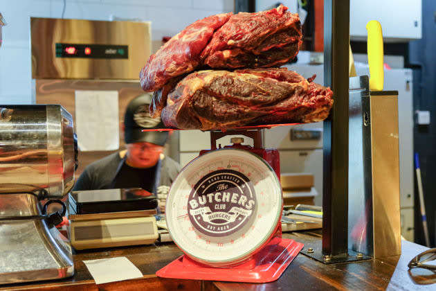 The Butchers Club - Weighing scales