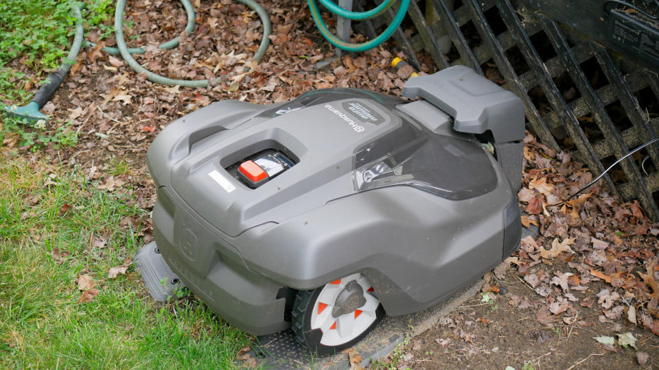 Husqvarna Automower 450XH EPOS robotic lawn mower cutting lawn.