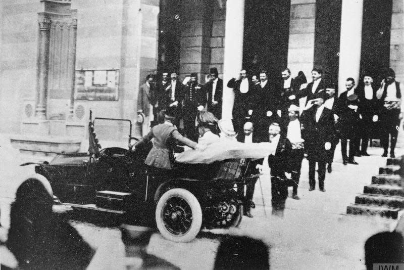 Heir to the Austro-Hungarian throne Archduke Franz Ferdinand and his wife, Sophie, get into a motor car to depart from the City Hall, Sarajevo, shortly before they were assassinated by the Serbian nationalist Gavrilo Princip on June 28, 1914. File Photo courtesy Imperial War Museums