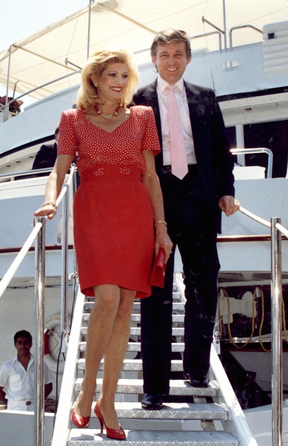 Donald and Ivana Trump on their yacht in 1988 (Getty Images)