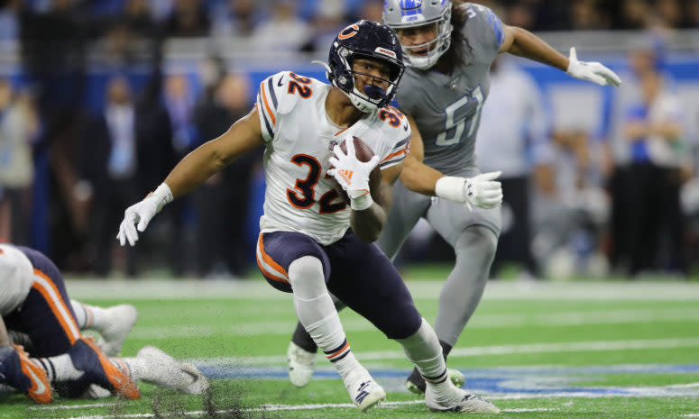 Chicago Bears running back David Montgomery makes a cut against the Detroit Lions.