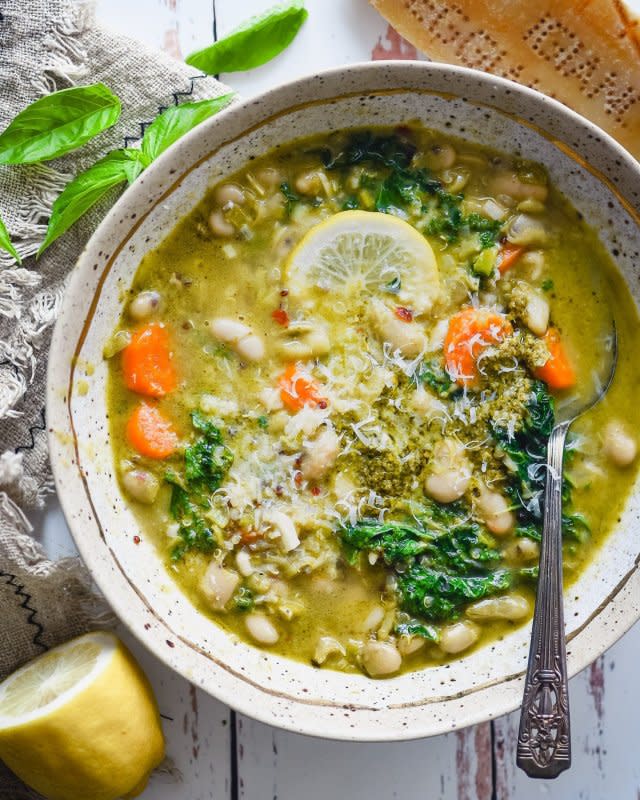 <p>Nourish Deliciously</p><p>This super simple lemony kale soup with cannellini beans and quinoa is perfect fall dinner, specially if you’re working late and need something nutritious and hearty without weighing you down.</p><p><strong>Get the recipe: <a href="https://www.nourishdeliciously.com/?p=14672" rel="nofollow noopener" target="_blank" data-ylk="slk:Nourish Deliciously;elm:context_link;itc:0;sec:content-canvas" class="link "><em>Nourish Deliciously</em></a></strong></p>