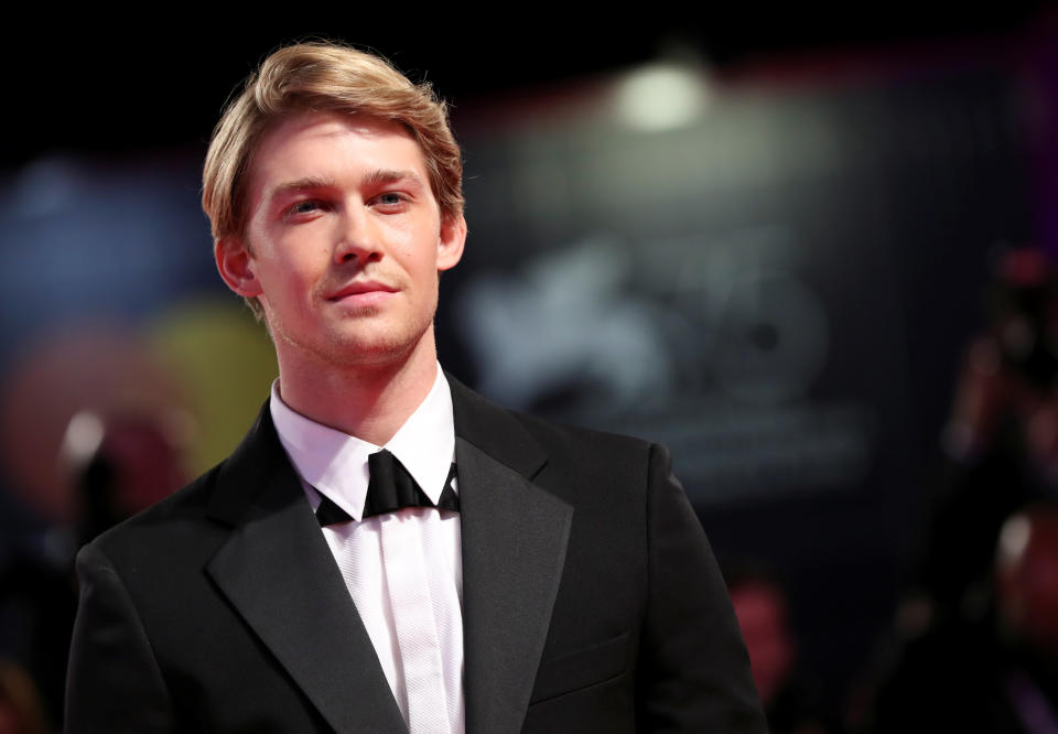 Joe Alwyn at the premiere of "The Favourite" at the 75th Venice International Film Festival on Aug. 30. Alwyn spoke to British Vogue about what it's like to date Taylor Swift. (Photo: Tony Gentile/Reuters)