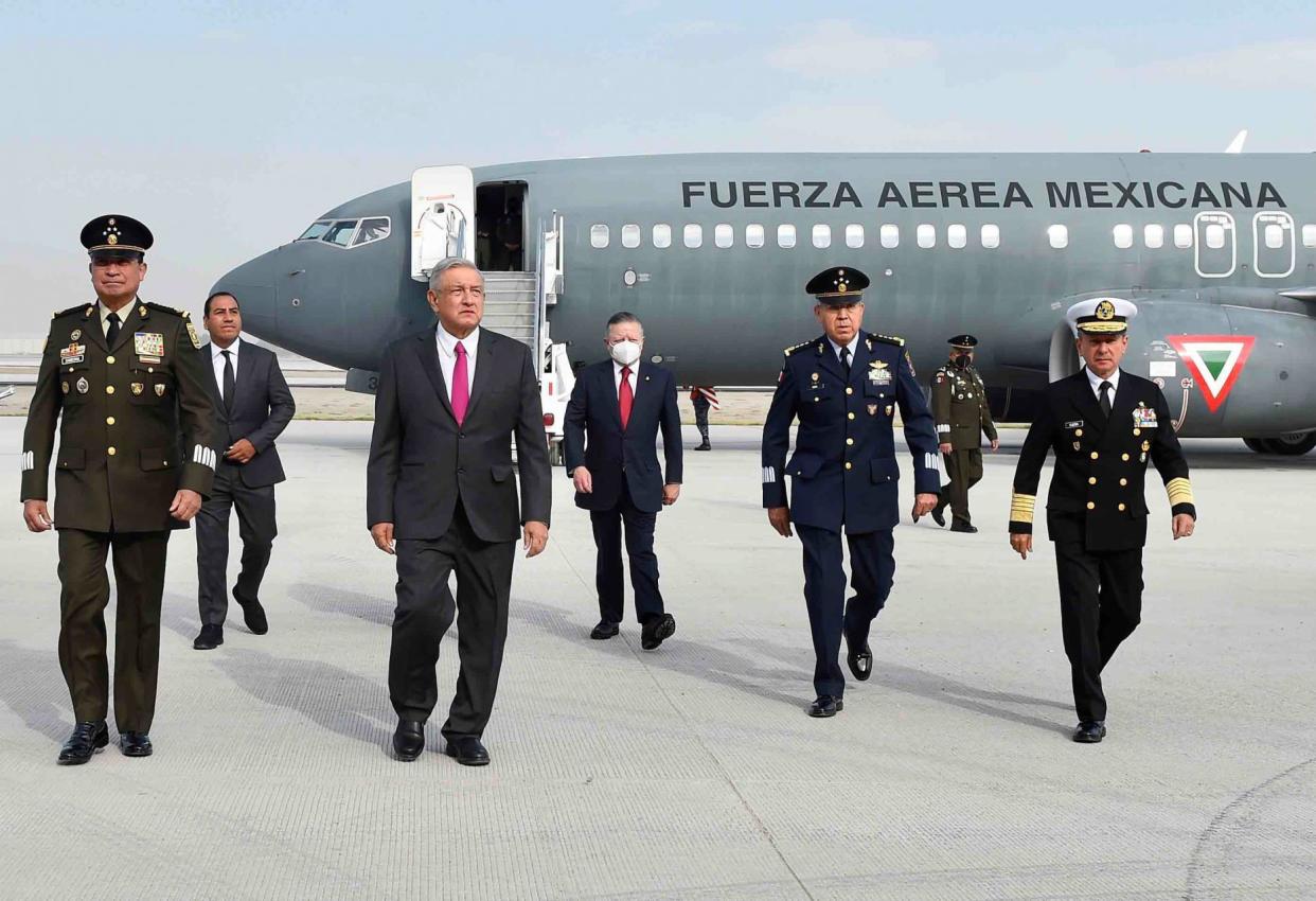 ZUMPANGO, ESTADO DE MÃXICO, 10FEBRERO2021.- AndrÃ©s Manuel LÃ³pez Obrador, Presidente de MÃ©xico, encabezÃ³ la inauguraciÃ³n la Base AÃ©rea Militar No. 1, en Santa LucÃ­a. El mandatario arribo en una aeronave de la Fuerza AÃ©rea Mexicana. FOTO: PRESIDENCIA/CUARTOSCURO.COM