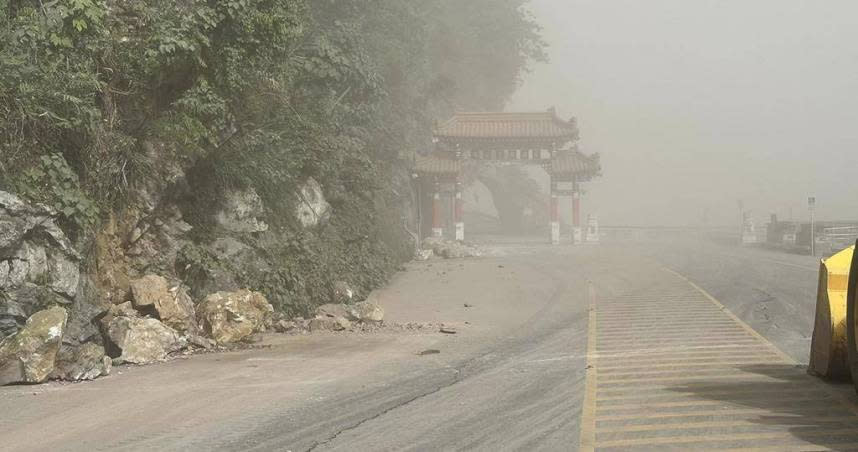 花蓮砂卡礑隧道因地震因素發生山崩，目前尚有6人失聯，搜救隊也在稍早尋獲2人，但已無生命跡象。(圖／示意圖／太管處提供)