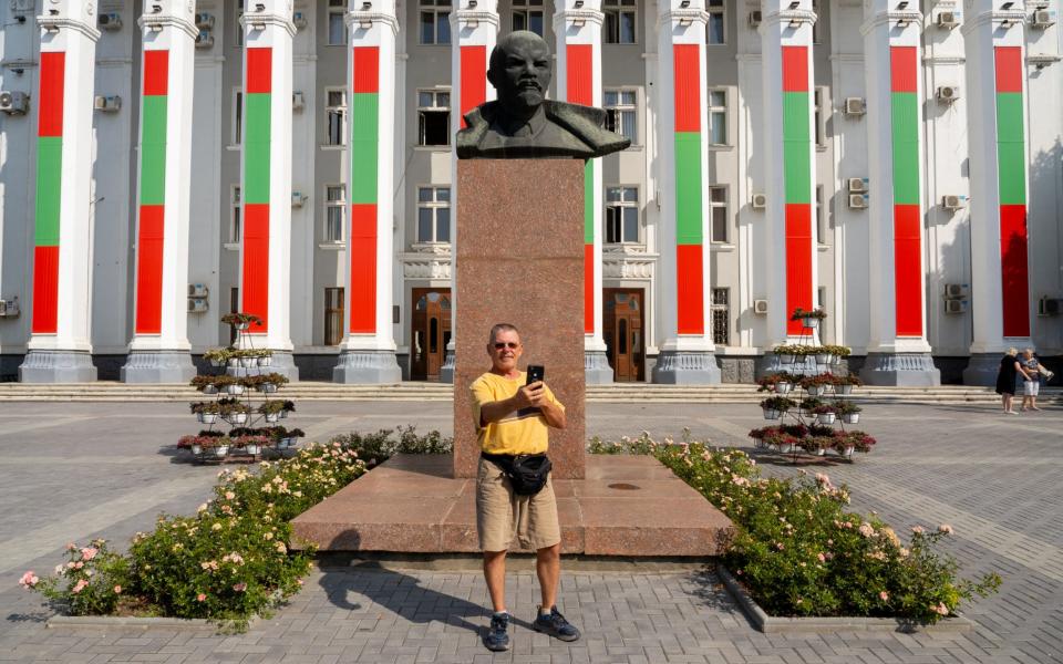 Selfie with Lenin? Tiraspol, the capital of Transnistria, has a bust of the former leader
