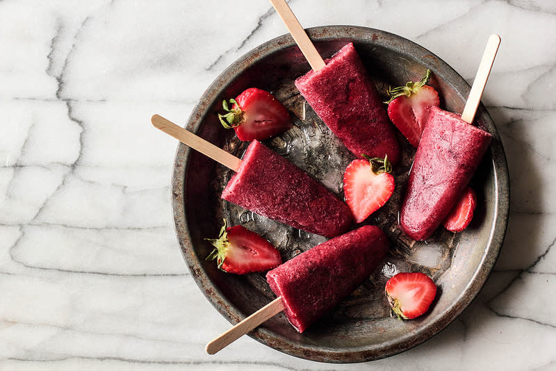 Roasted strawberry and red wine ice lollies