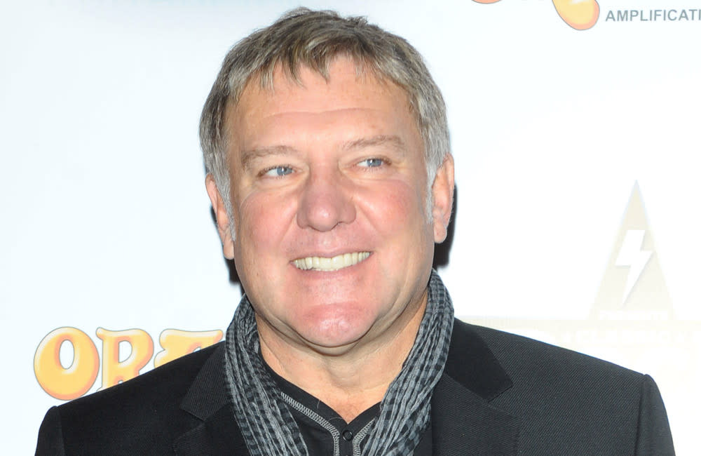 Rush guitarist Alex Lifeson has told how his arthritis is 'slowly getting worse', but he is 'used to it' credit:Bang Showbiz