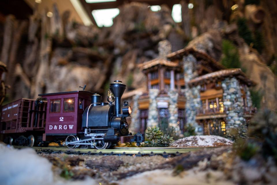 The Eiteljorg Museum's Jingle Rails, with its scenes of Indianapolis and the American West, is back on display.