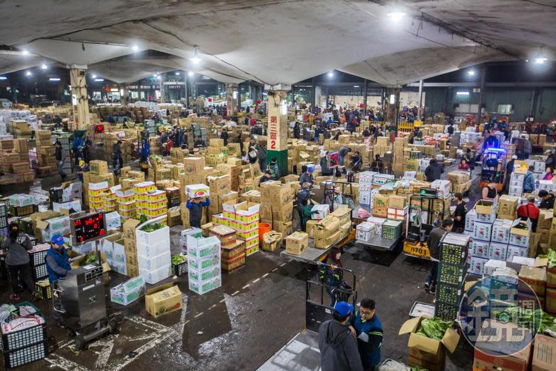近期國內紙箱短缺，影響農產品運銷需求紙箱供應問題。（資料照）