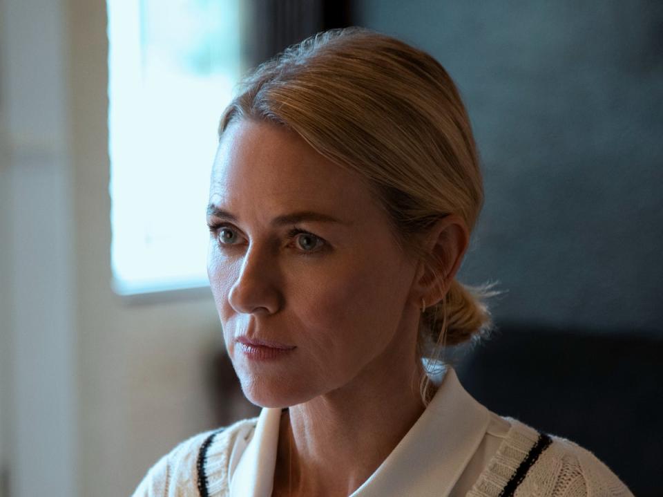 Naomi Watts como Nora Brannock en ‘The Watcher’ (ERIC LIEBOWITZ/NETFLIX)