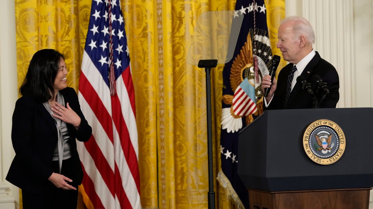 BIDEN-SECRETARIA DE TRABAJO (AP)